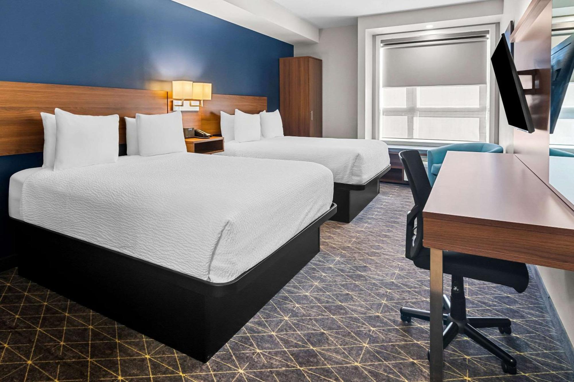 Park Inn By Radisson, Келоуна Екстер'єр фото